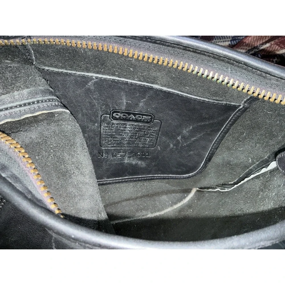 Vintage 2000 Black Slim Hobo Coach Bag -SEE PICS FOR SLIGHT IMPERFECTIONS